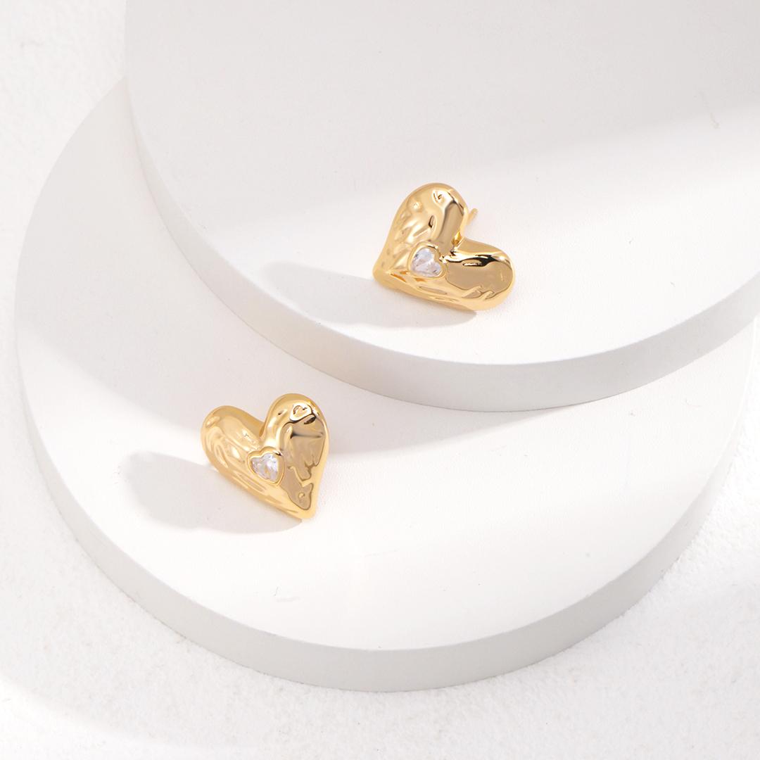 Pure silver heart-shaped earrings